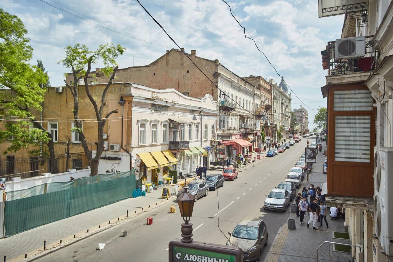 Langery Residence Central Apartments Odessa Ngoại thất bức ảnh